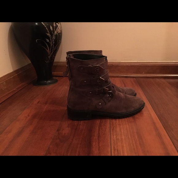 Stuart Weitzman Jitterbug Ankle Boots - Picture 2 of 8